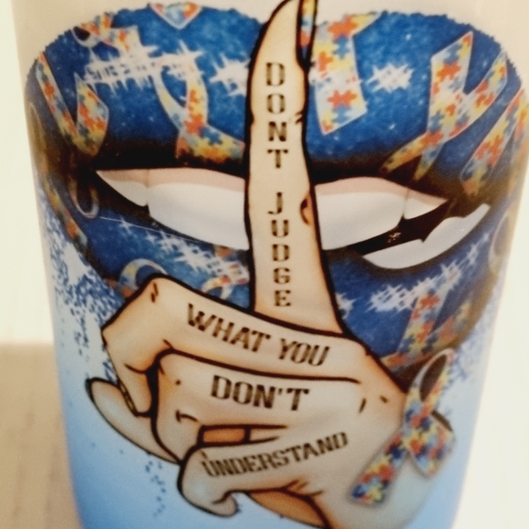 New 7" Frosted Glass Autism Tumbler w/ Wood Stopper Lid & Straw - Picture 12 of 12